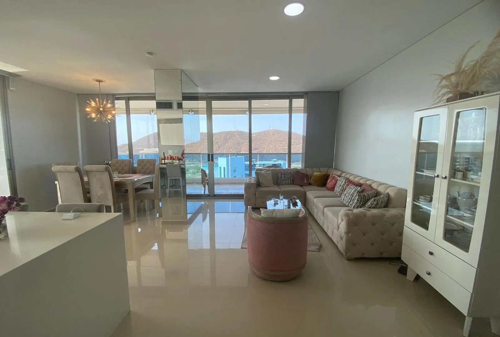 Servicio Personal De Cocina Incluido - Apartamento Santa Marta Samaria - 3Beds, 4Baths, Cabo Tortuga contacts